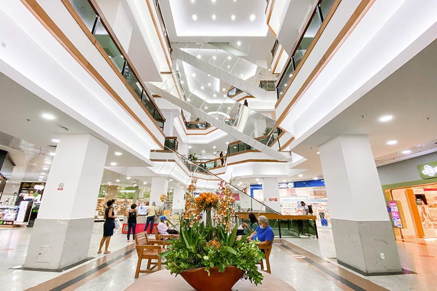 Energia Solar no Shopping Itaigara - Revista Shopping Centers