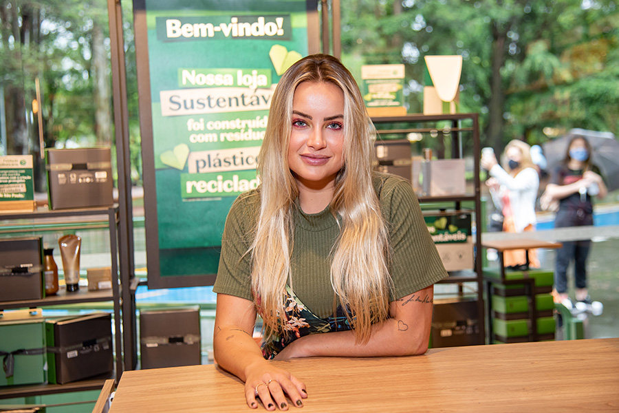 Cathyelle Schroeder, gerente de branding do O Boticário - Revista Shopping Centers