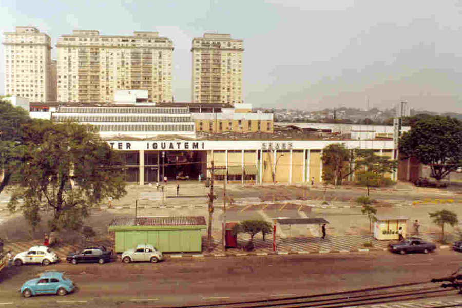 Shopping Iguatemi Porto Alegre  1986  Pioneiros do setor - Revista Shopping Centers