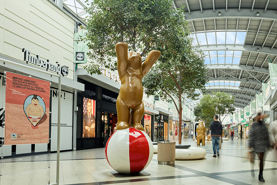 Área interna do shopping - Revista Shopping Centers