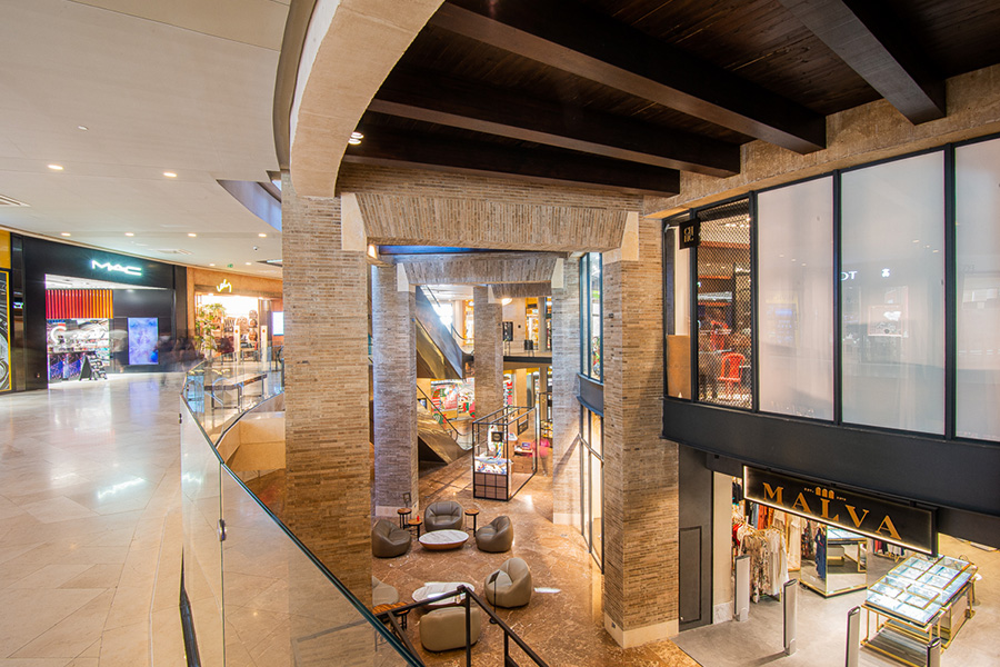 Pasillos  - Revista Shopping Centers